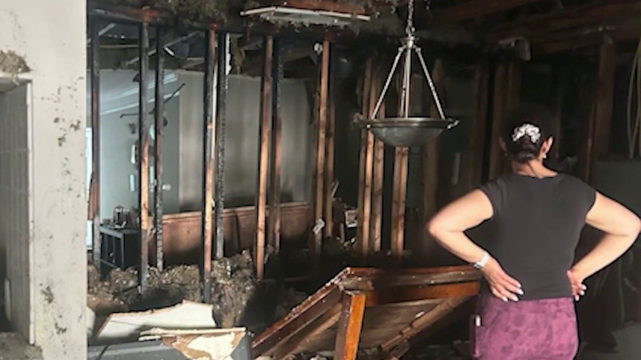 Lightning strike leaves 5 Marietta apartment units in shambles