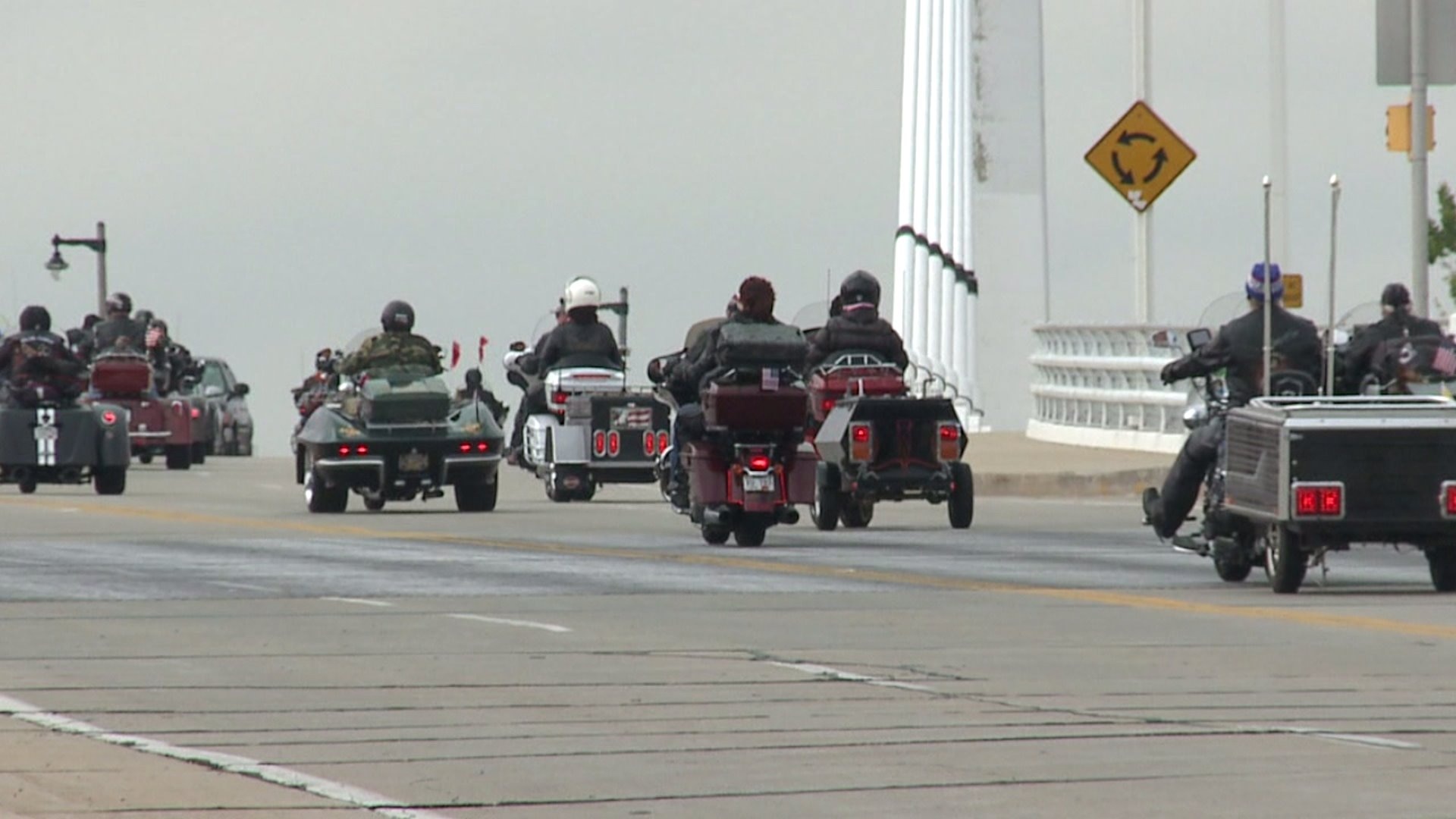 Rolling Thunder rides again