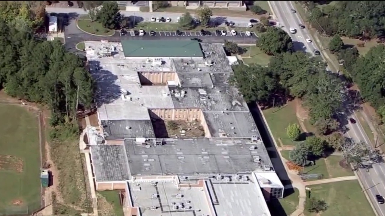 2 students arrested after report of weapon at Clarkston High