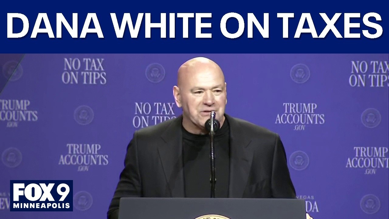 Dana White introduces Trump in Vegas