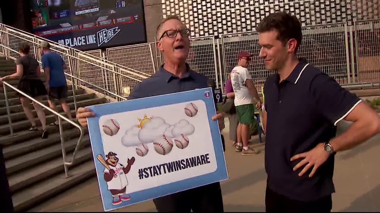 Twins Tuesday: Ian checks in with Seth Miller of Big Fan Signs