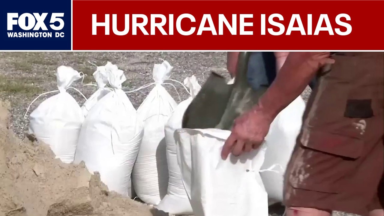 Hurricane Isaias closes in on Gulf Coast