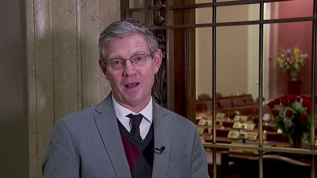 MN lawmakers battle at the Capitol