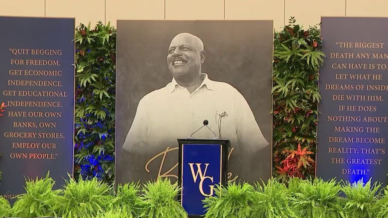 Honoring legendary DeKalb coach Buck Godfrey