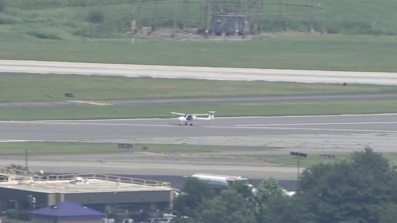 Bi-plane attempts emergency landing after losing all power