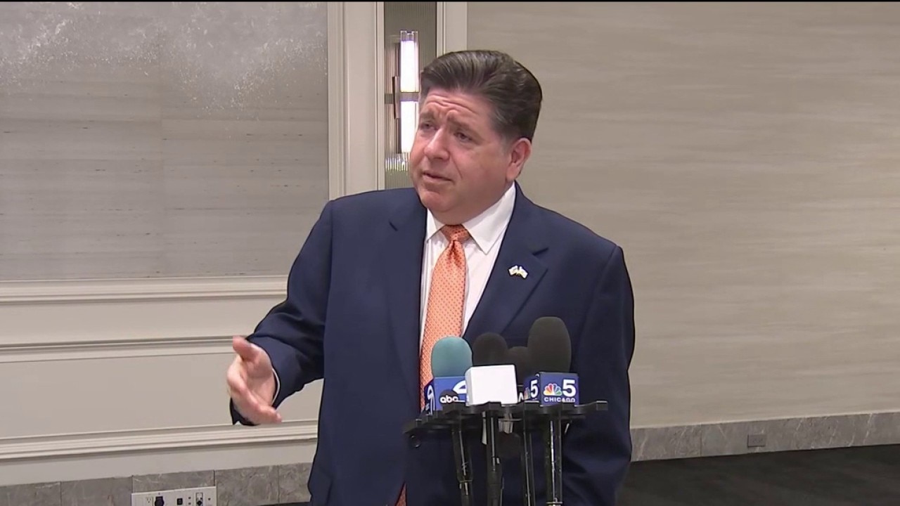 Pritzker blasts Johnson’s last-minute push to keep Bears in Chicago