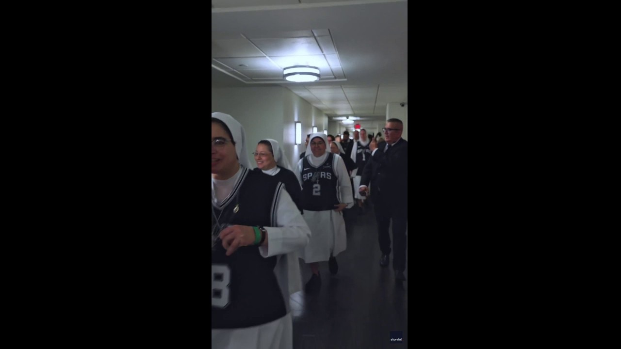 San Antonio Spurs-supporting nuns get VIP treatment