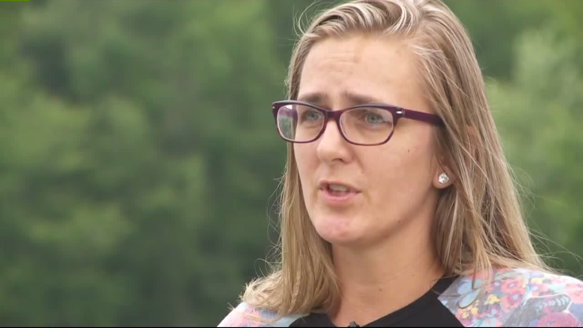 Mother says tire flew off crane truck on I-94