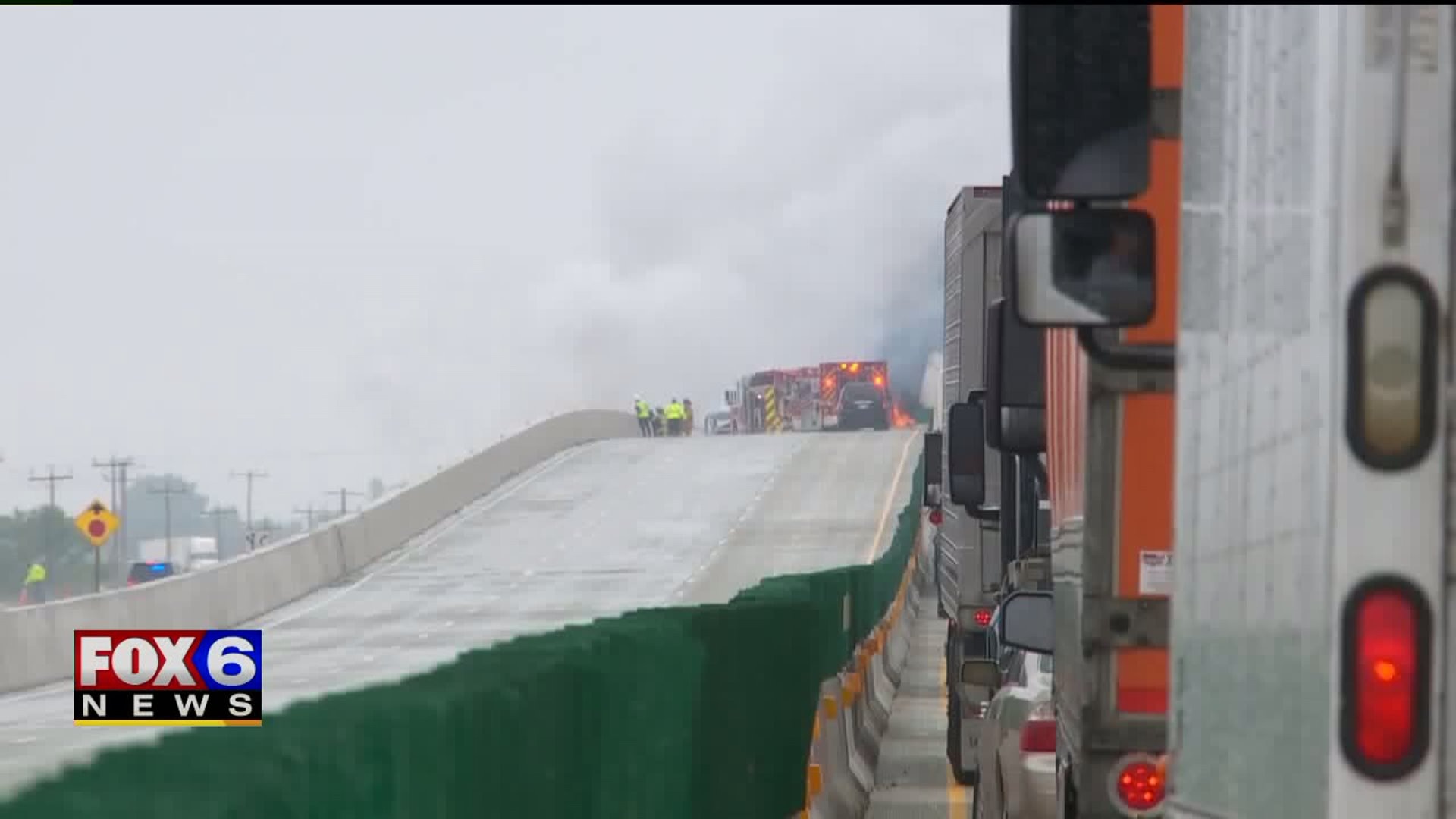 2 dead in fiery interstate crash