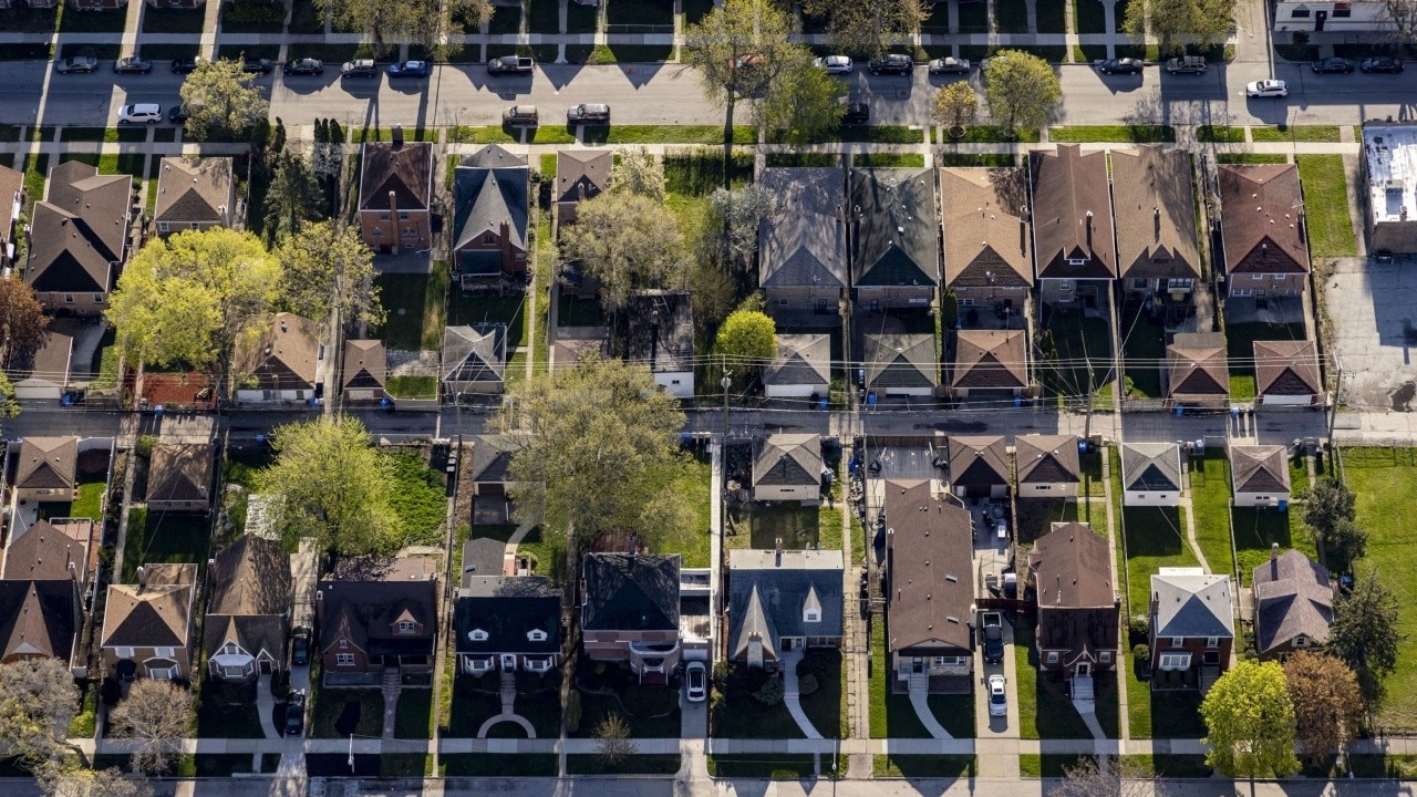 Debate over controversial housing bill in Illinois state legislature