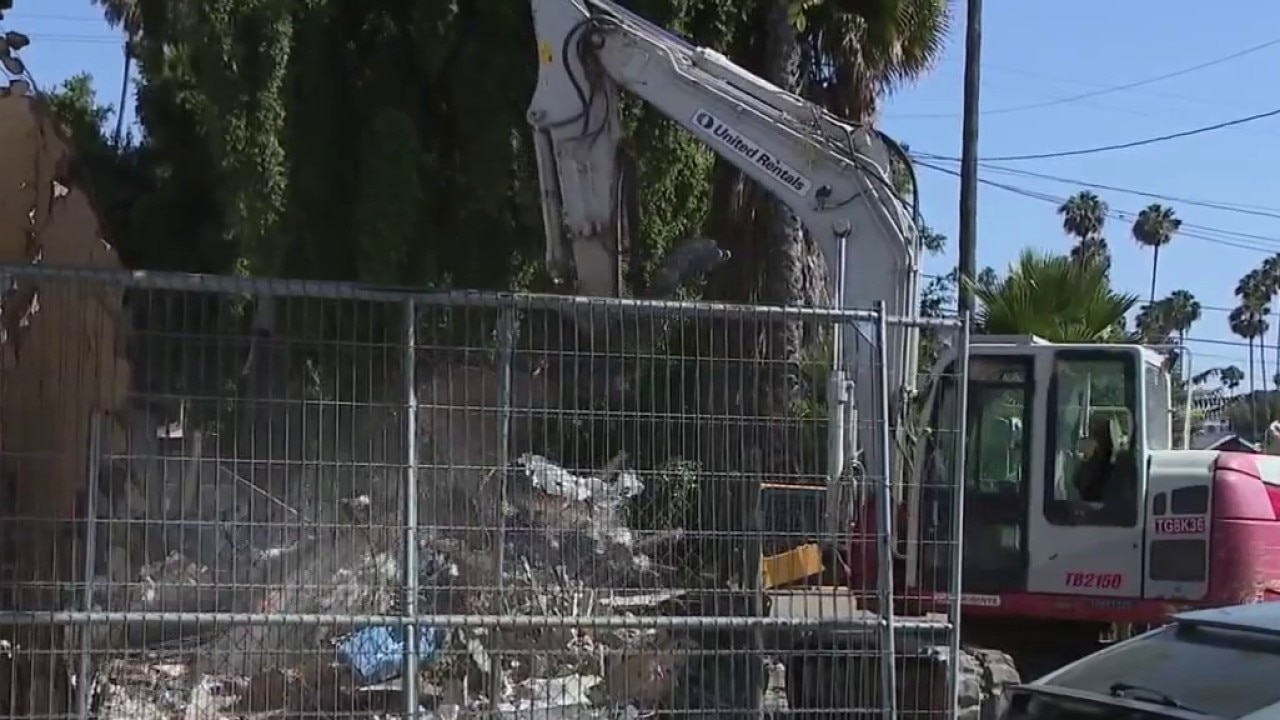 Residents demand cleanup of El Sereno dumping ground