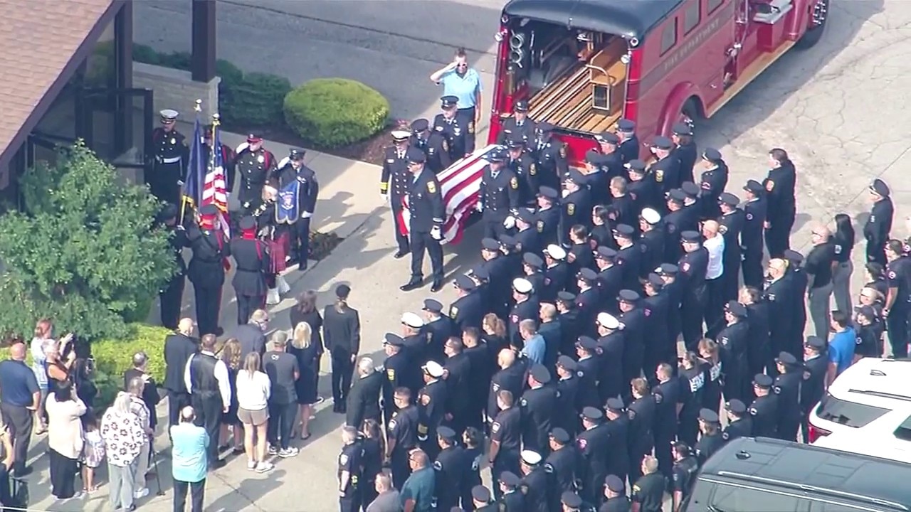 Funeral procession for fallen Lincoln Park firefighter