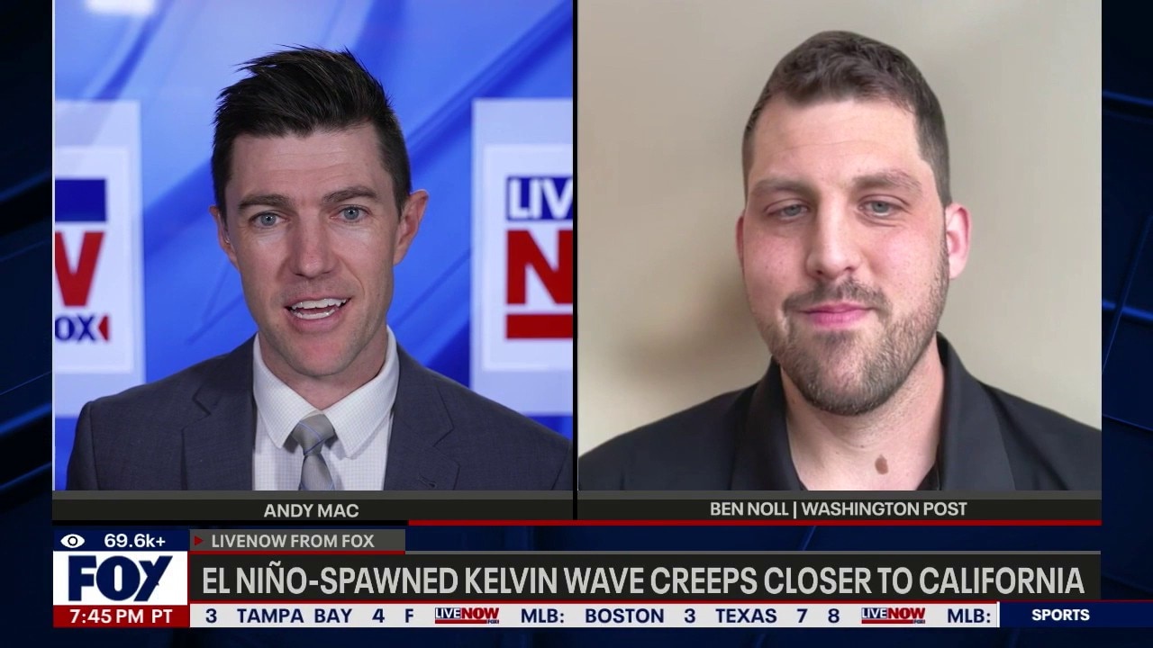 El Niño-spawned Kelvin Wave moving across the Pacific