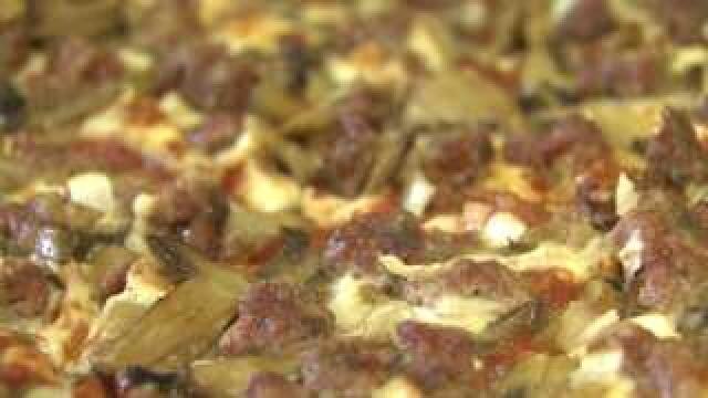 De Marinis pizza is back on the south side of Milwaukee