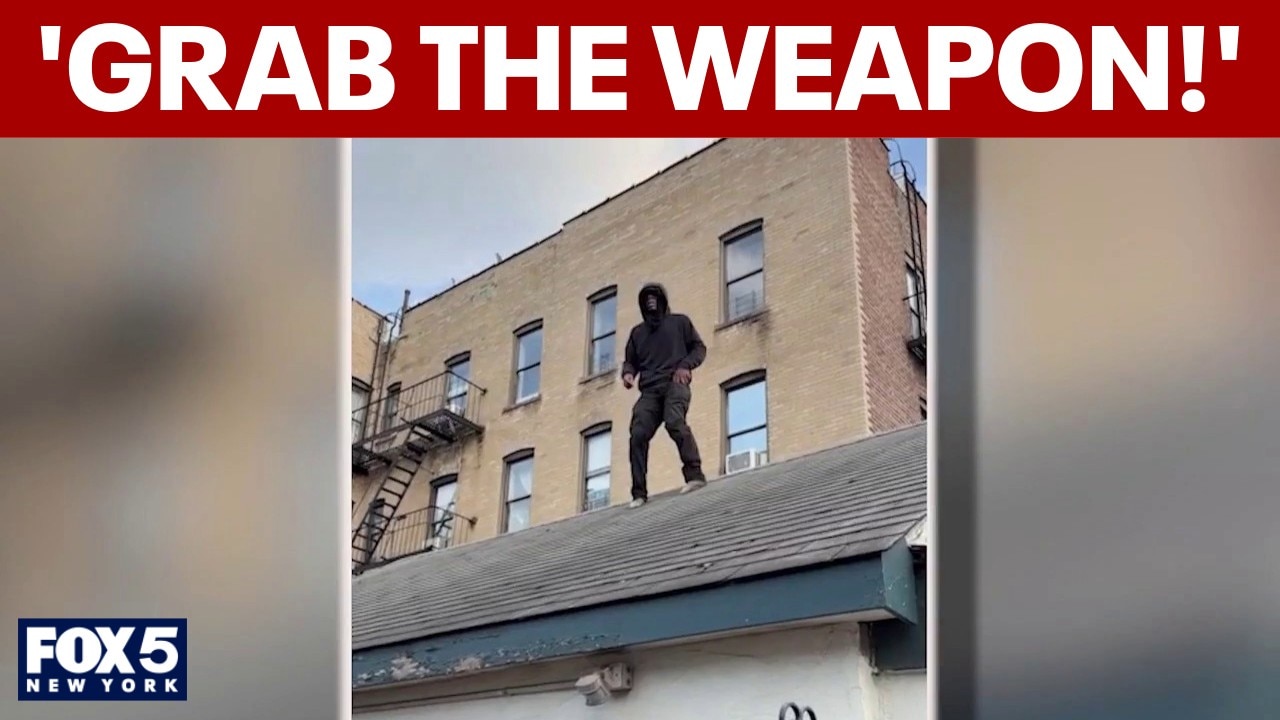 'Grab the weapon!' NYC subway rider chases J train stabbing suspect