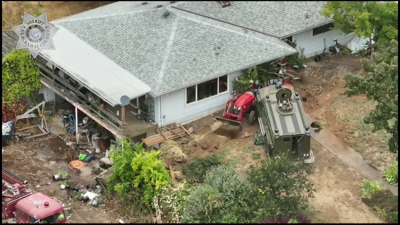 Oregon man allegedly fires at tree workers, sheriff’s drones during standoff