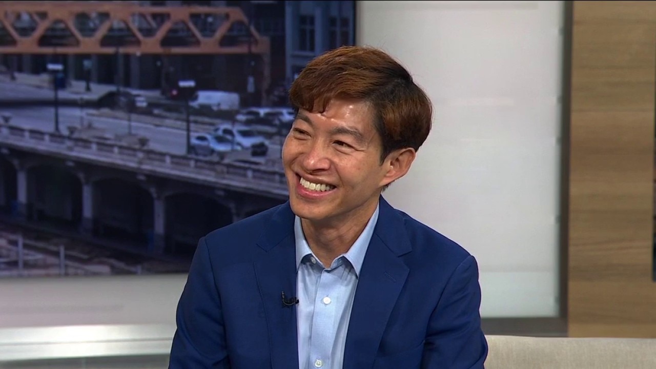 Chicago drama teacher competes on ‘Celebrity Name That Tune’