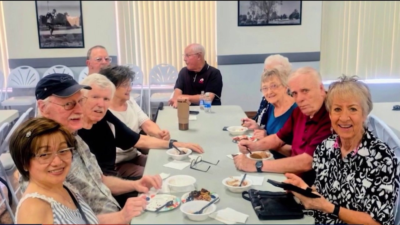 E-Z Health helps seniors find relief with dedicated healthcare phone guides