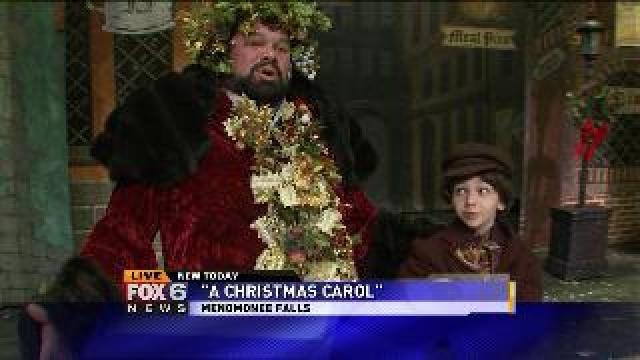 Laura hangs out with the cast of A Christmas Carol