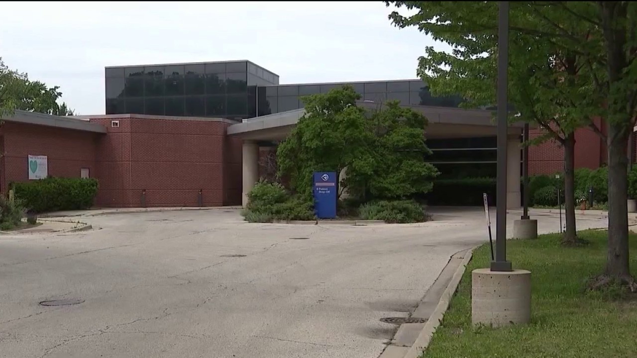 New owner hopes to reopen two closed Chicago-area hospitals