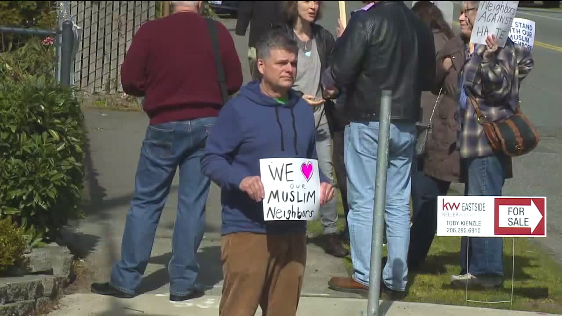 Community rallies around Puget Sound Muslims after New Zealand attack