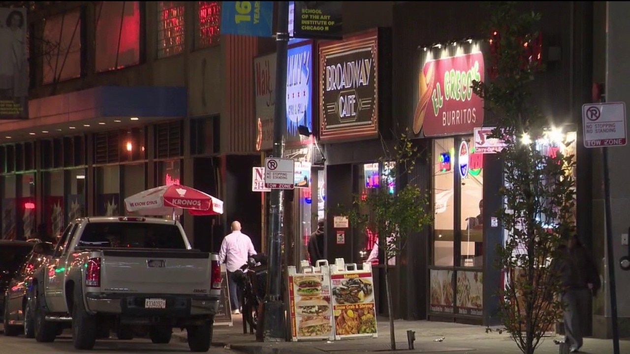 Chicago diners targeted in downtown restaurant thefts