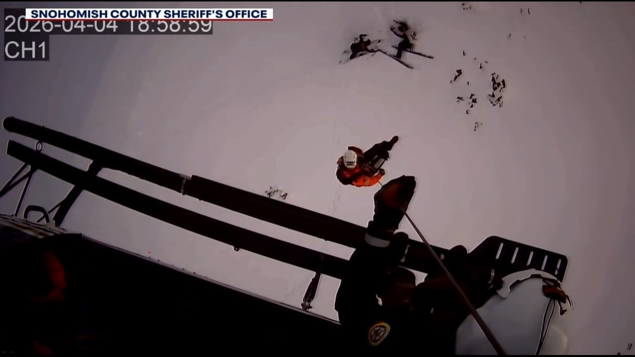 Skiers rescued from WA's North Cascades