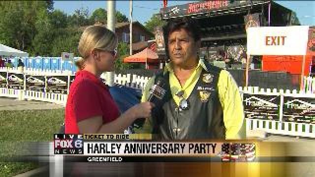 Laura hangs with Erik Estrada at House of Harley