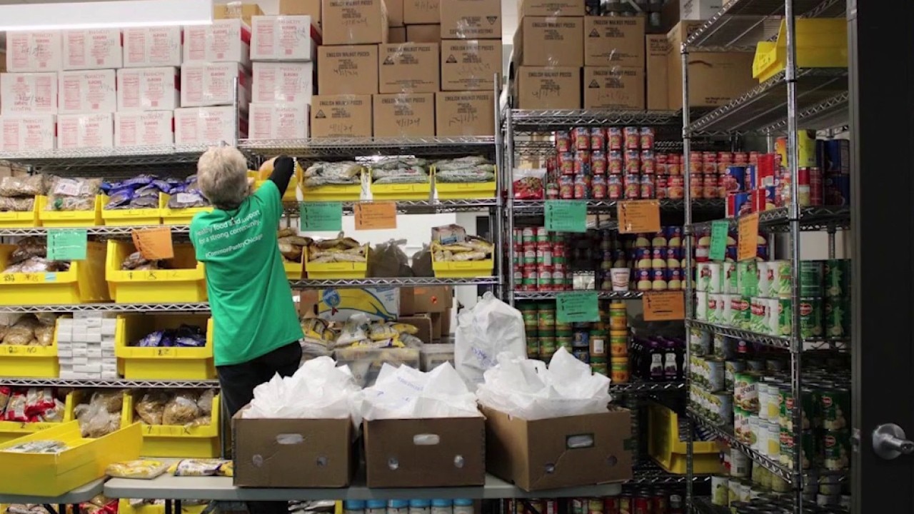 SNAP benefit changes leave more Illinois families turning to food pantries