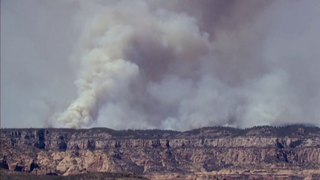 Pocket Fire: Crews making gains on blaze