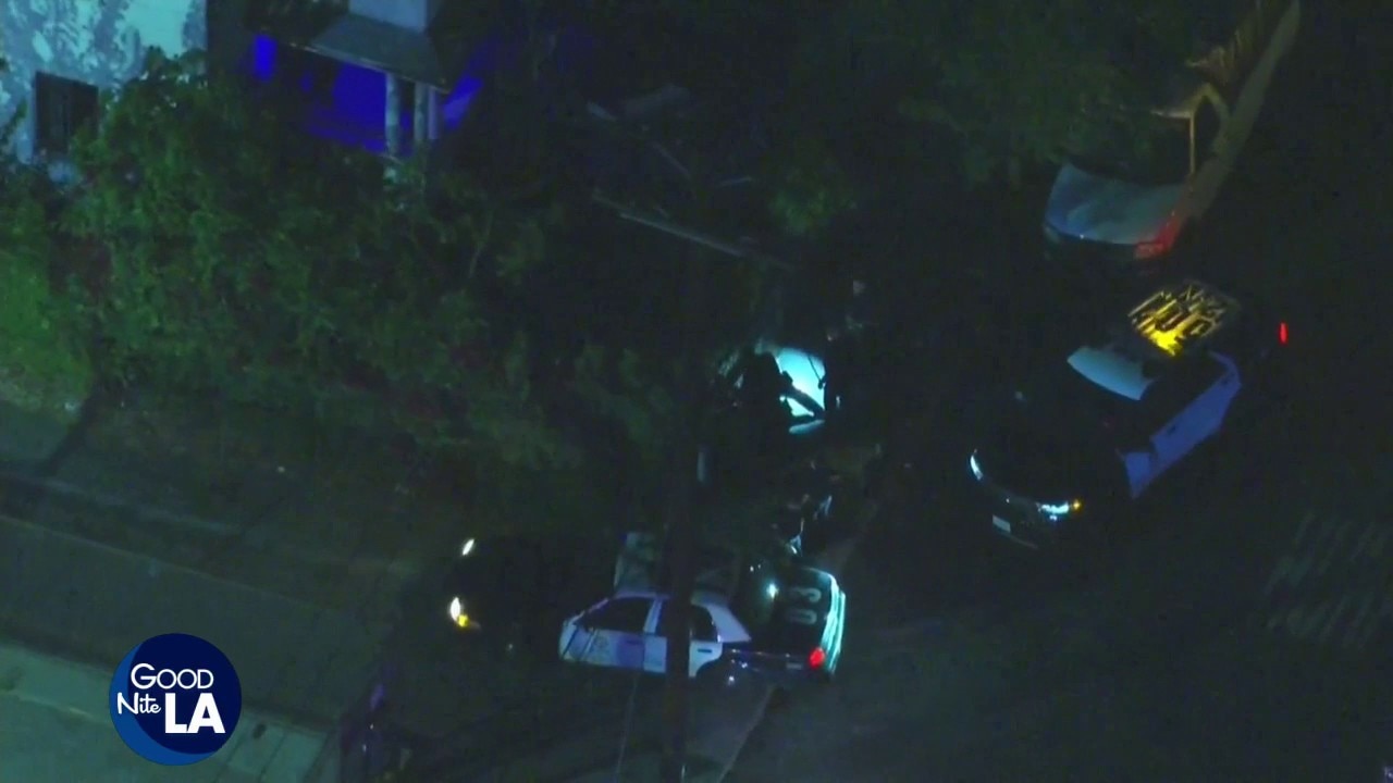 2 arrested after police chase ends in Watts