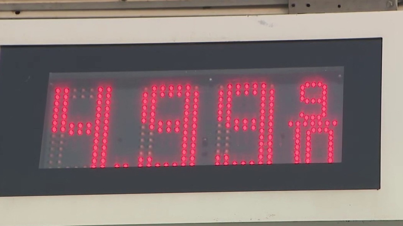 Gas prices remain high in Metro Detroit