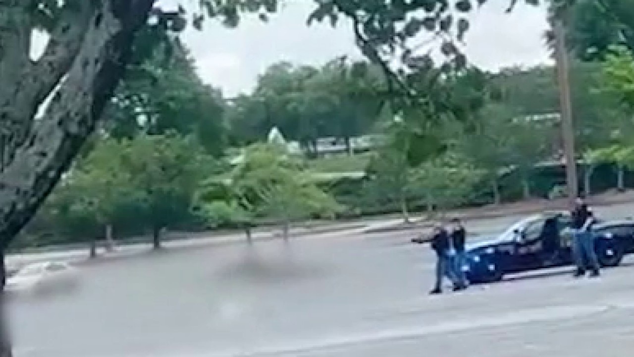 Cobb officer shooting at Town Center Mall