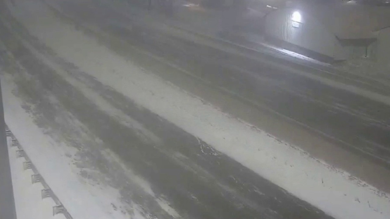 Minnesota weather: Winter storm leads to snow-covered roads