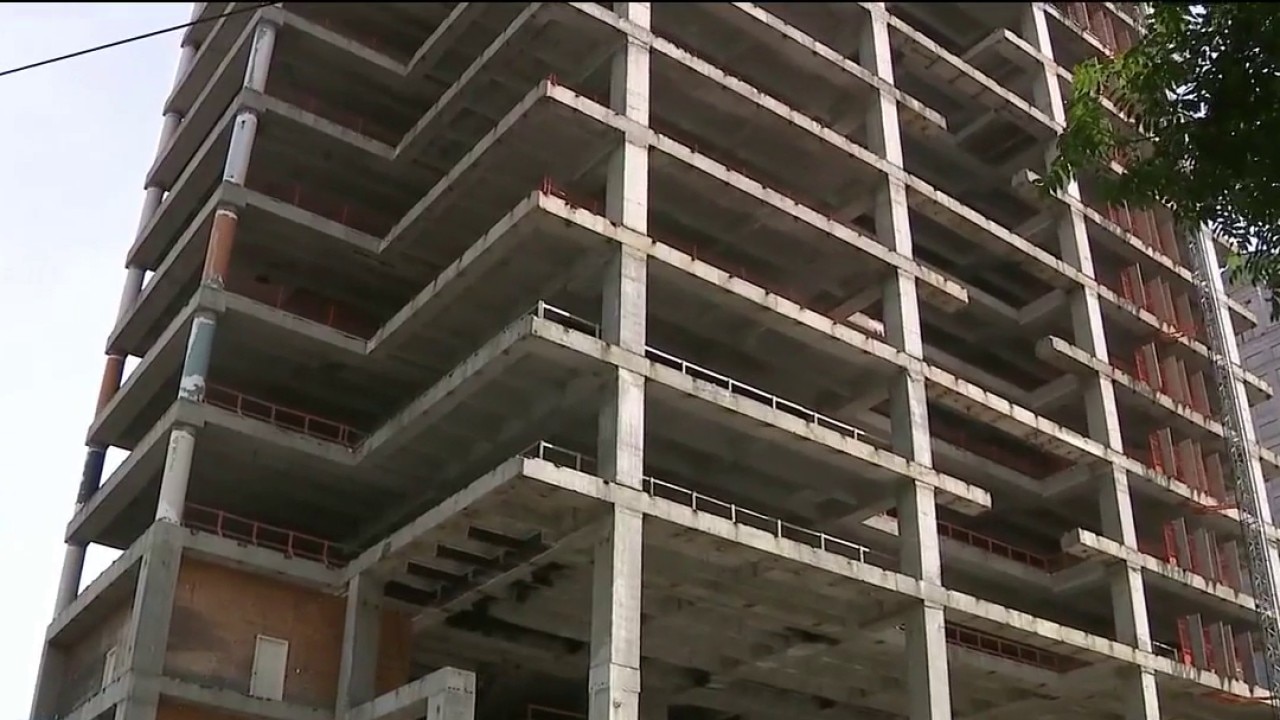 Midtown Atlanta traffic impacted after scaffold collapses