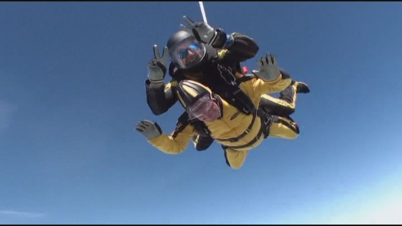 101-year-old skydiver breaks record