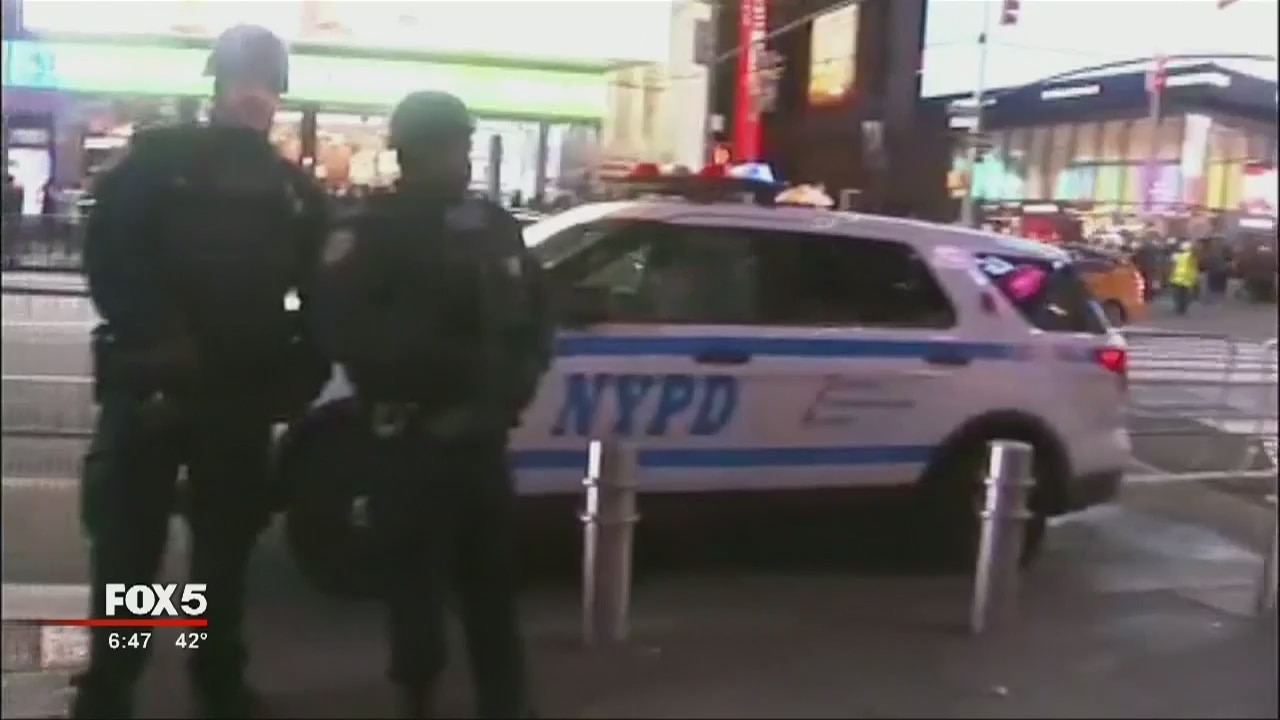 New Year's Eve preps in New York underway