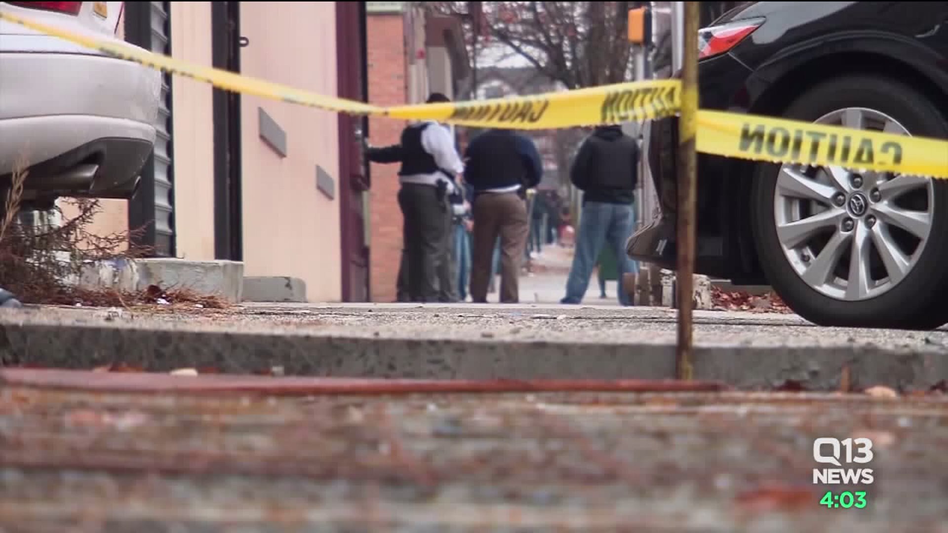6 killed in New Jersey gun battle, including police officer