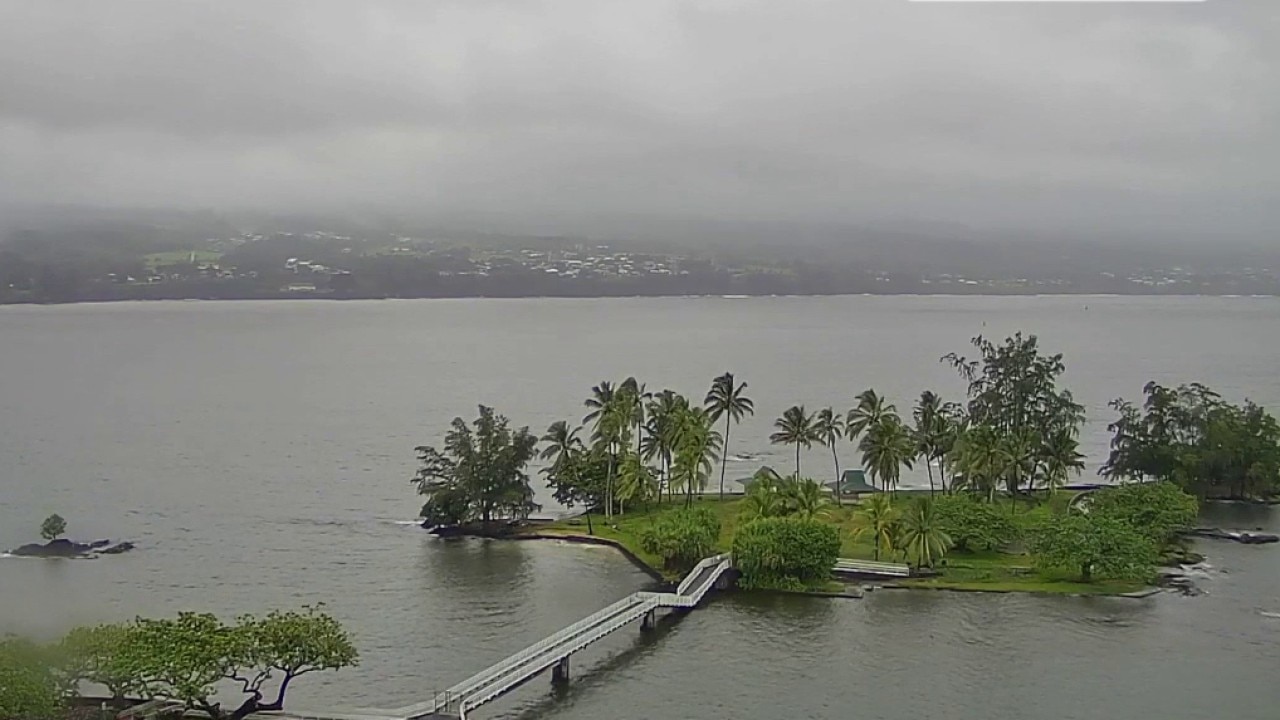 Hurricane Nolo threatens Hawaii's Big Island with flooding, hurricane-force winds