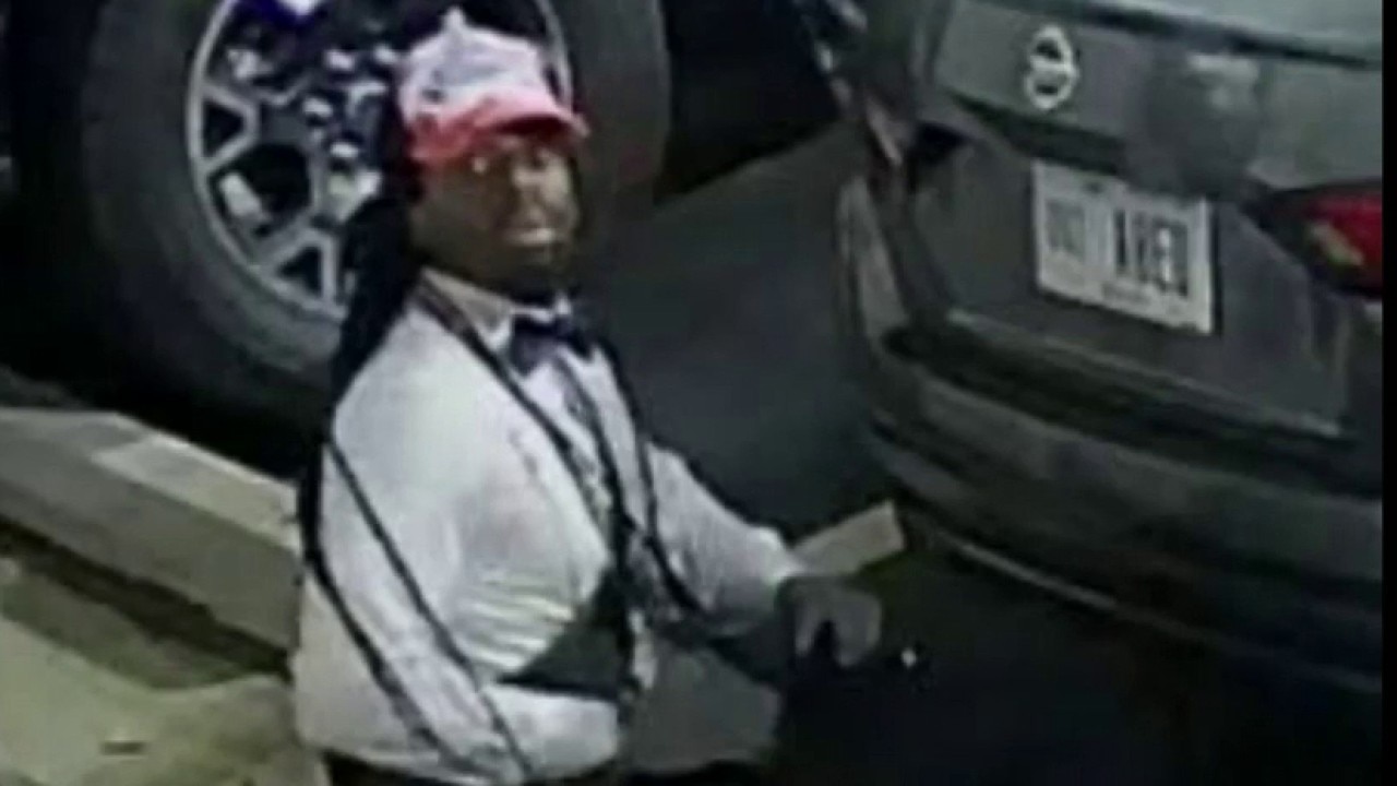 Suspect wore a bow tie to break-in