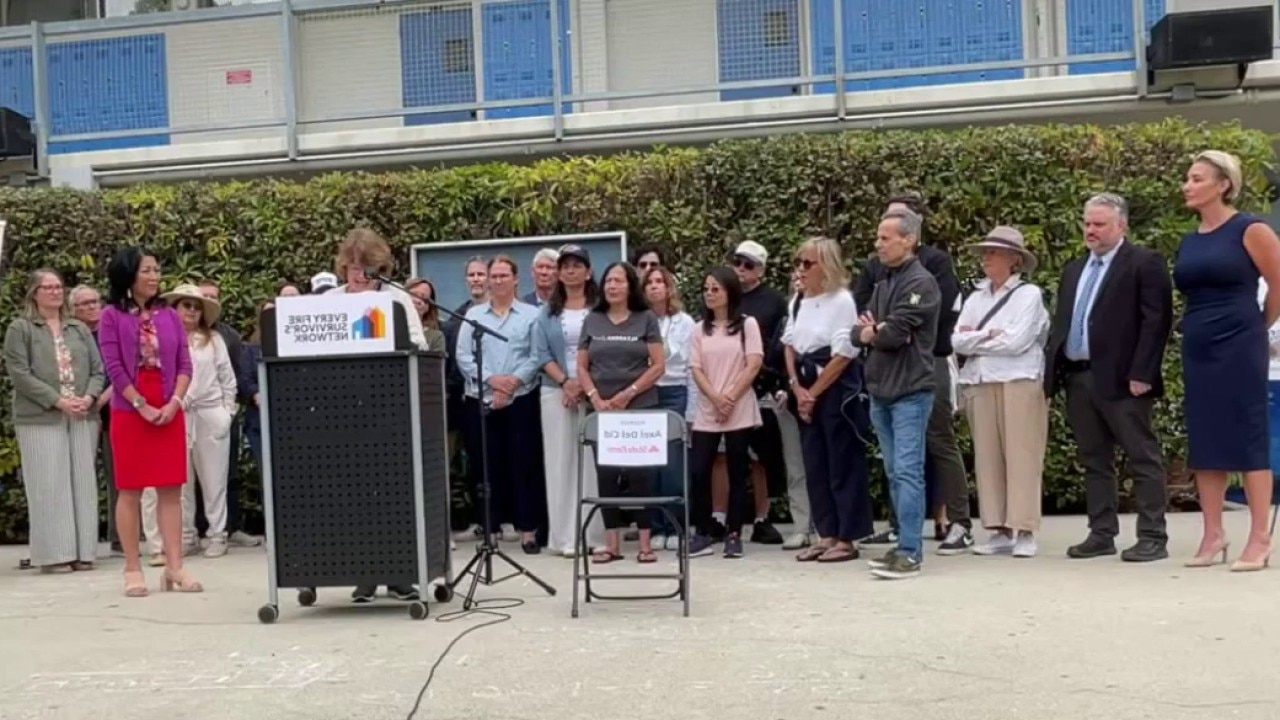 Wildfire  survivors seek voice in insurance case