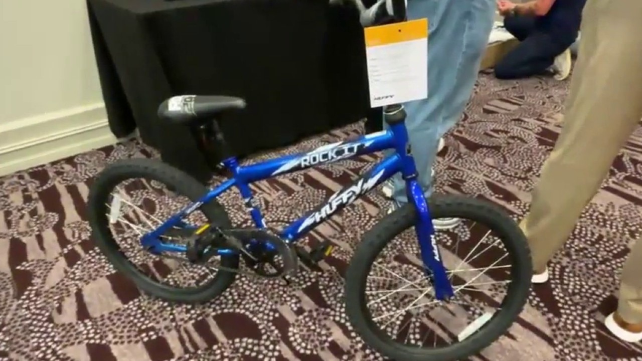 Bicycles donated to Atlanta Police Athletic League for kids