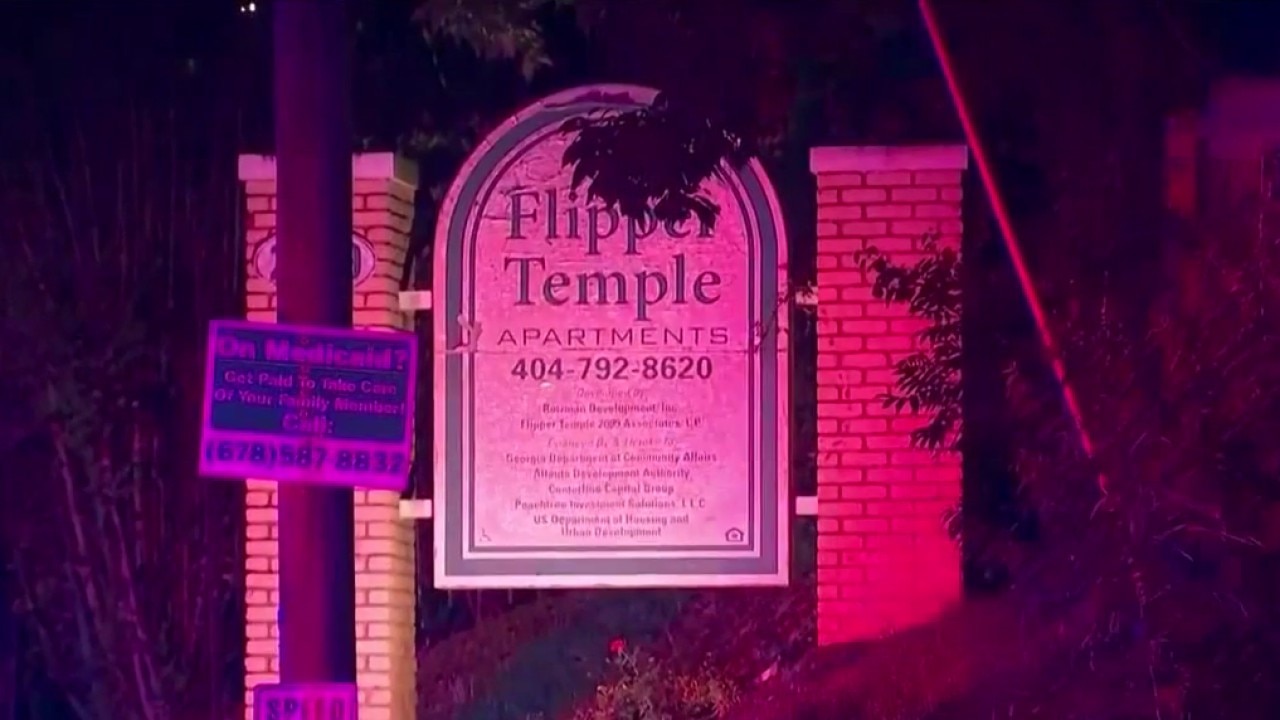 2 young men shot at Flipper Temple apartment complex