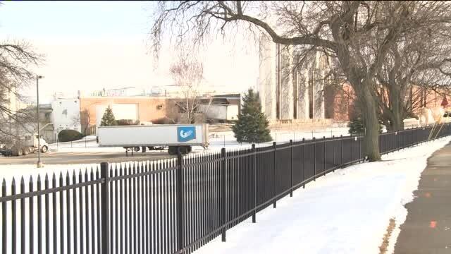 Dairy workers meet with union leaders
