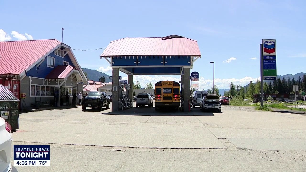 Memorial Day travel: Drivers hit the roads