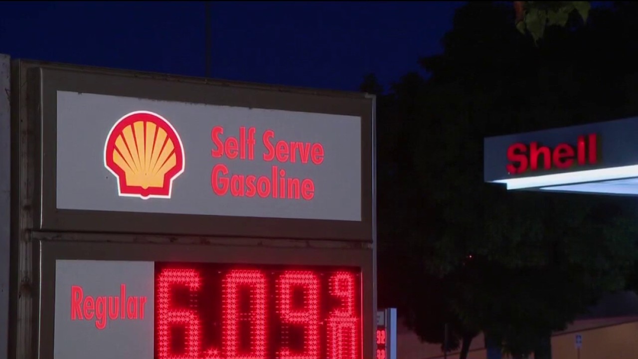 US lawmakers consider diesel export ban as fuel prices approach record highs