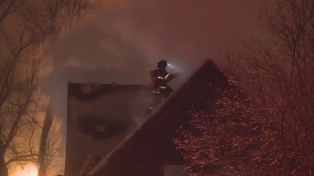 Milwaukee fatal house fire, 9th and Burleigh | FOX6 Milwaukee