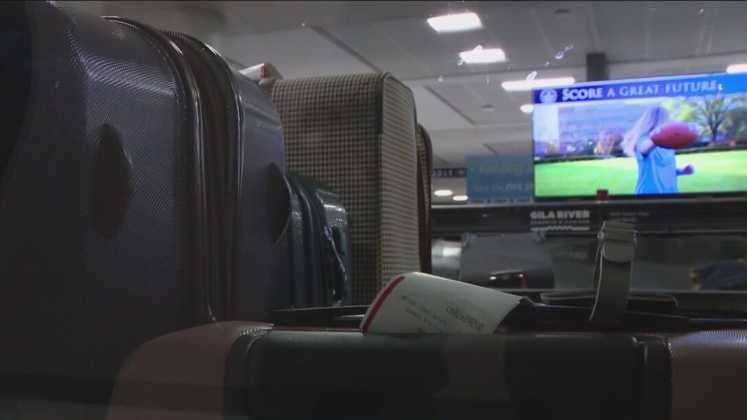 More travelers speak out as Southwest cancelations mount