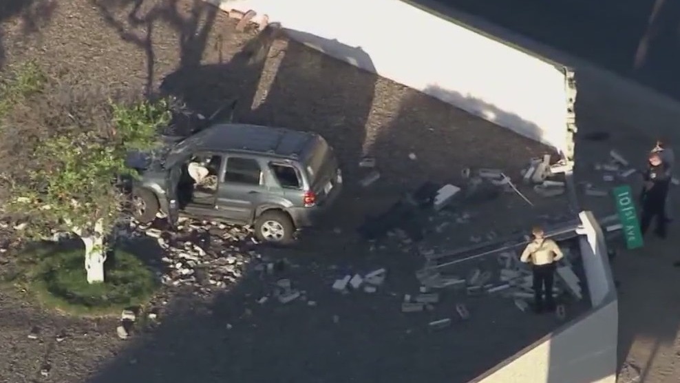 Phoenix murder suspect involved in police chase arrested | FOX 10 Phoenix