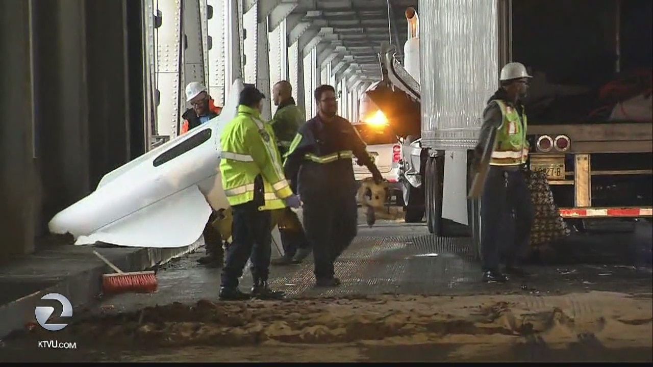 Big-rig crash, fuel spill snarls Bay Bridge traffic